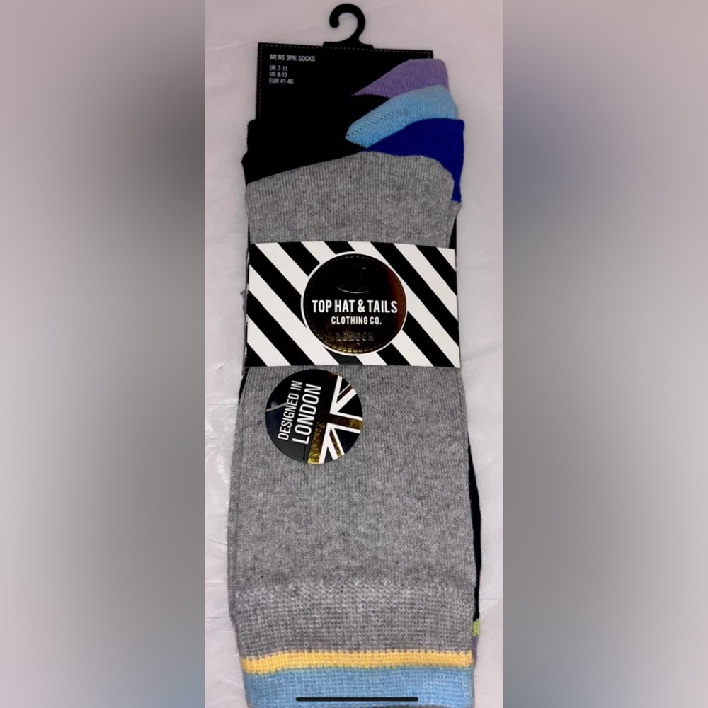 Top Hat & Tails NWT Men's 3pk Dress Crew Socks US Men Size 8-12